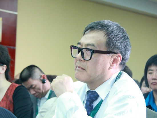  “2015中國綠公司年會(huì)”于4月20-22日在沈陽召開。上圖為西安陜鼓動(dòng)力股份有限公司董事長印建安。（圖片來源：新浪財(cái)經(jīng) 劉海偉 攝）